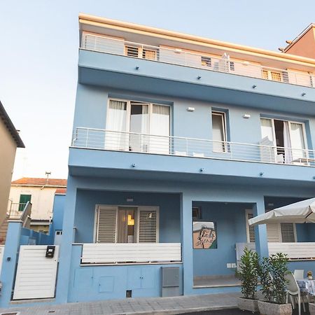 Via Siena 4 - Suites & Rooms Marina di Cecina Esterno foto