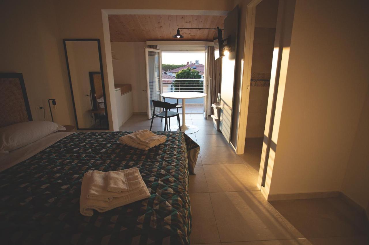 Via Siena 4 - Suites & Rooms Marina di Cecina Esterno foto