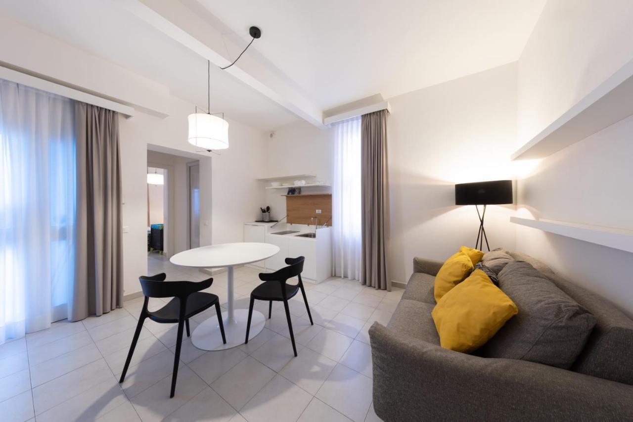 Via Siena 4 - Suites & Rooms Marina di Cecina Esterno foto